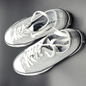 Converse Grey Velvet